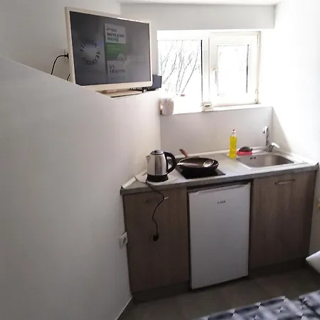 Apartament Small *